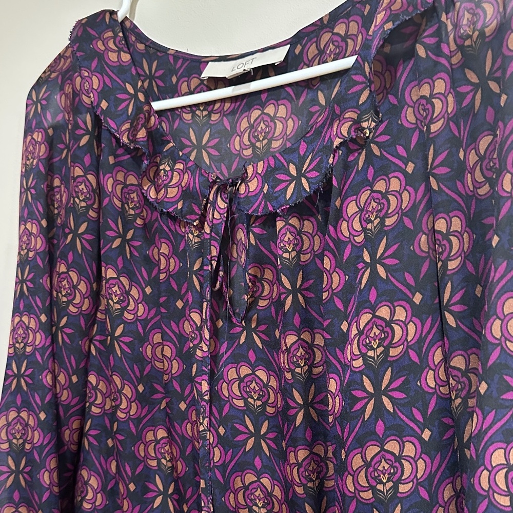 LOFT Long-Sleeve Blouse Size S